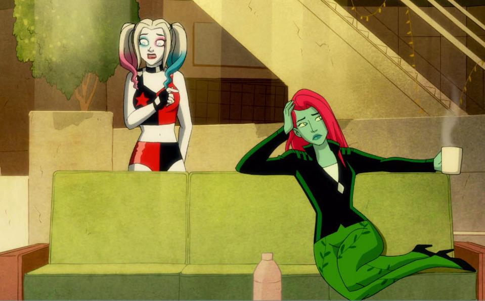 Harley Quinn And Poison Ivy Kissing Harley Quinn And Poison Ivy Kissing